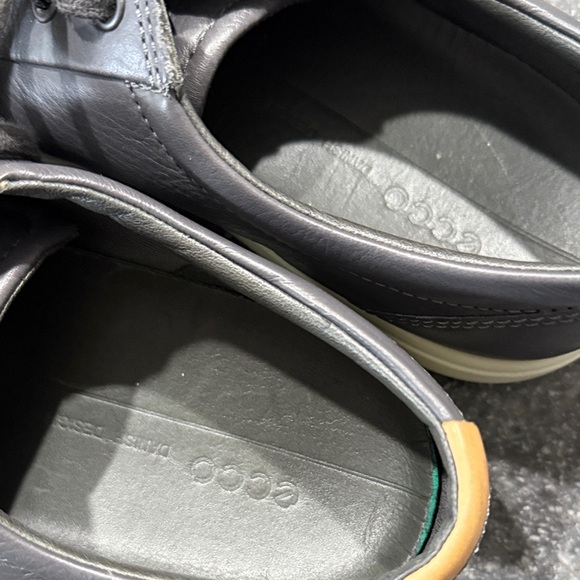 ECCO Men's Dark Gray Leather Soft 7 Sneakers size 11 - Picture 3 of 4
